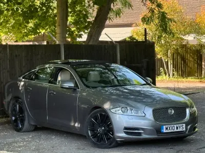 Used Jaguar XJ Portfolio 275 HP (202 kW) 2010 Grey Sedan