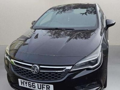 Used Vauxhall Astra SRi 150 HP (110 kW) 2016 Black Hatchback