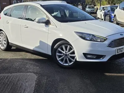 Usado Ford Focus Titanium 125 HP (91 kW) 2018 Branco Citadino