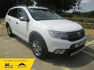 Used Dacia Logan MCV Comfort 90 HP (66 kW) 2019 White Estate