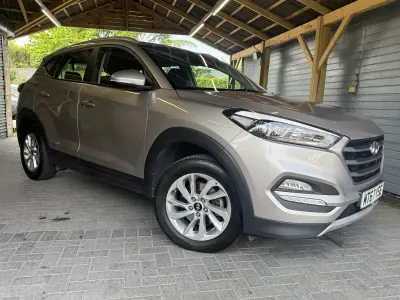 Używany Hyundai Tucson SE 130 KM (95 kW) 2017 Beżowy SUV