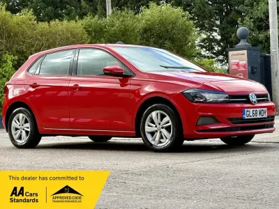 Used VW Polo SE 65 HP (47 kW) 2018 Red Hatchback