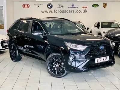 Używany Toyota RAV4 Hybrid Edition 2021 Czarny SUV