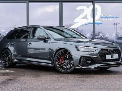 Used 2024 Audi RS4 Estate | £62,995 (Expensive)