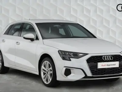 Used Audi A3 Sportback Sport 110 HP (80 kW) 2024 Glacier white Hatchback