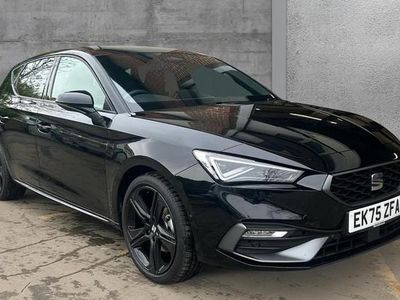 Begagnad Seat Leon Black Edition 150 HK (110 kW) 2026 Svart Halvkombi