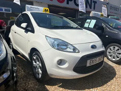 Used Ford Ka Zetec 69 HP (50 kW) 2015 White Hatchback
