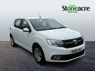 Used Dacia Sandero Comfort 90 HP (66 kW) 2018 White Hatchback