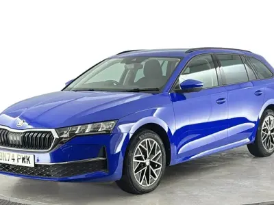 Used Skoda Octavia SE Technology 150 HP (110 kW) 2024 Blue Estate