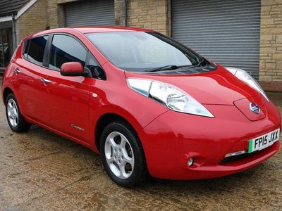 Used Nissan Leaf Acenta 80 kW (109 HP) 2015 Red Hatchback