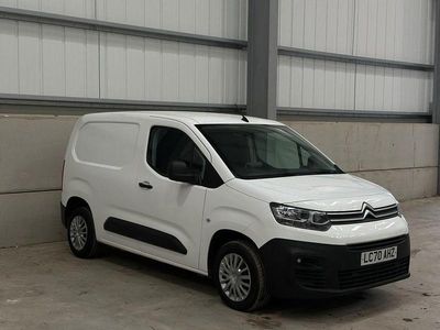 Używany Citroën Berlingo Start 75 KM (55 kW) 2020 Biały Minivan