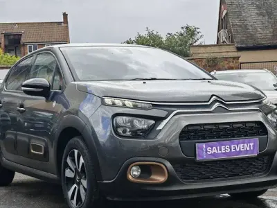 Usado Citroën C3 PureTech 83 HP (61 kW) 2023 Cinzento Citadino