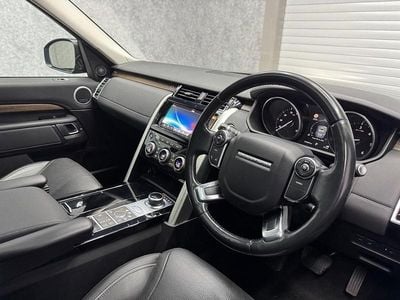 Used Land Rover Discovery 5 HSE 2017 Black SUV