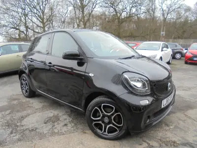 Used Smart ForFour Premium 71 HP (52 kW) 2015 Black Hatchback