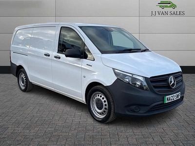 White Used 2022 Mercedes e-Vito Progressive MPV | £10,995 (Fair price)
