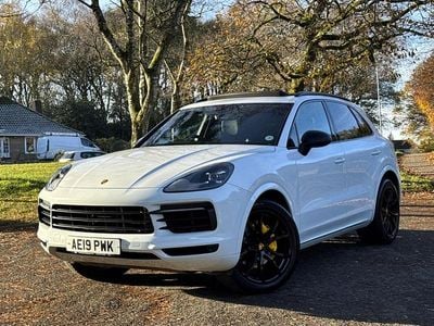 White Used 2019 Porsche Cayenne SUV | £38,945 (Good price)
