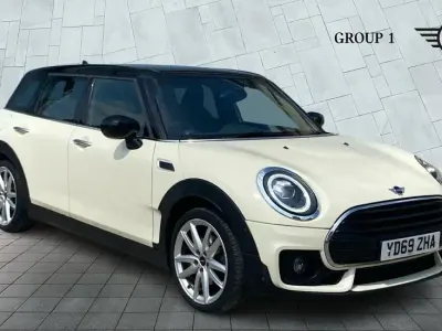 Used Mini Cooper Clubman Sport 136 HP (100 kW) 2019 White Estate