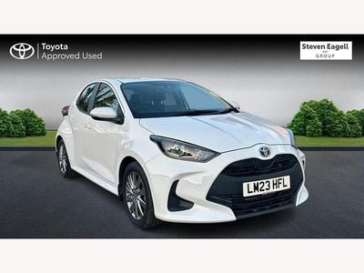 White Used 2023 Toyota Yaris Hybrid Hatchback | £17,664 (Good price)