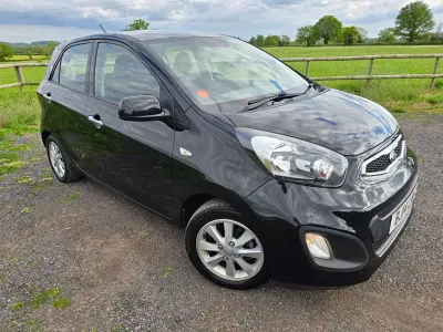 Second-hand Kia Picanto 2014 Negru Hatchback