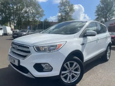 Używany Ford Kuga Zetec 120 KM (88 kW) 2017 Biały SUV