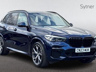 Używany BMW X5 M Sport 335 KM (246 kW) 2023 Niebieski SUV
