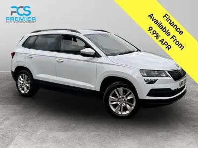 Used Skoda Karoq SE Technology 150 HP (110 kW) 2022 White SUV