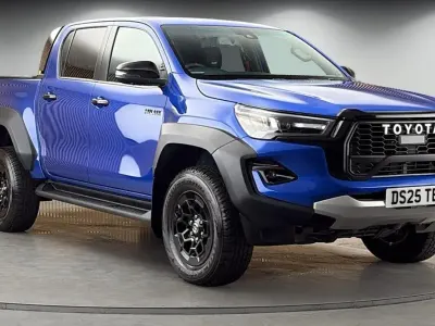 Used Toyota HiLux Sport 204 HP (150 kW) 2024 8x2 Pickup