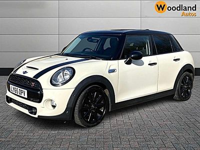 Used Mini Cooper S Hatch 2016 White Hatchback
