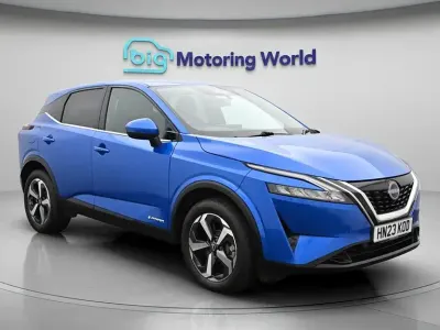 Używany Nissan Qashqai N-Connecta 190 KM (139 kW) 2023 Niebieski SUV