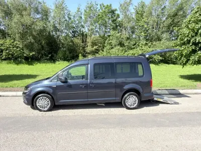 Used VW Caddy Maxi Life 2016 Blue MPV