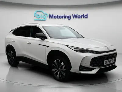 Used MG HS Trophy 170 HP (125 kW) 2025 White SUV