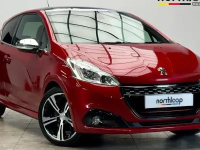 Used Peugeot 208 Prestige 208 HP (152 kW) 2017 Red Hatchback
