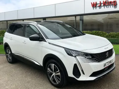 Gebraucht Peugeot 5008 Allure+ 130 PS (95 kW) 2023 Weiß SUV