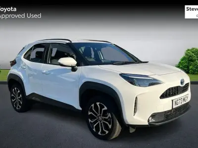 Used Toyota Yaris Cross Design 116 HP (85 kW) 2024 White SUV
