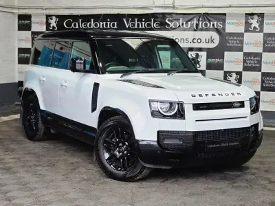Used Land Rover Defender Dynamic 250 HP (183 kW) 2021 White SUV