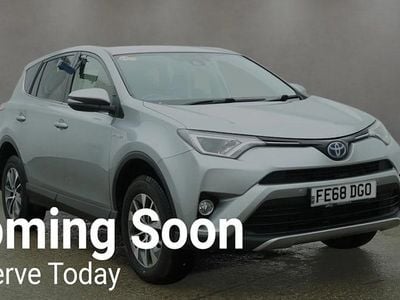 Used Toyota RAV4 197 HP (144 kW) 2018 Silver SUV