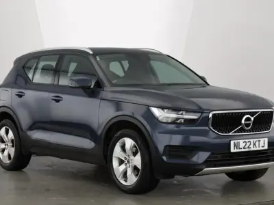Used Volvo XC40 Momentum 163 HP (119 kW) 2022 Metallic  denim blue SUV