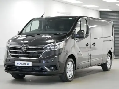 New Renault Trafic 130 HP (95 kW) 2026 Black MPV
