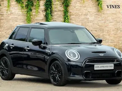 Used Mini Cooper S Exclusive 178 HP (130 kW) 2022 Black Hatchback