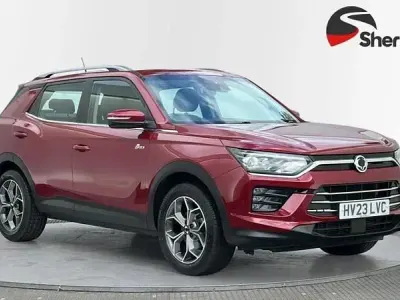 Usado SsangYong Korando 163 CV (119 kW) 2023 Rojo Familiar