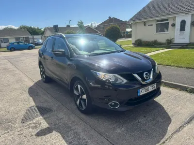 Second-hand Nissan Qashqai N-Connecta 115 CP (84 kW) 2017 Negru SUV