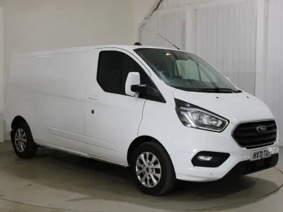 Used Ford Transit Custom Limited 130 HP (95 kW) 2021 White Van