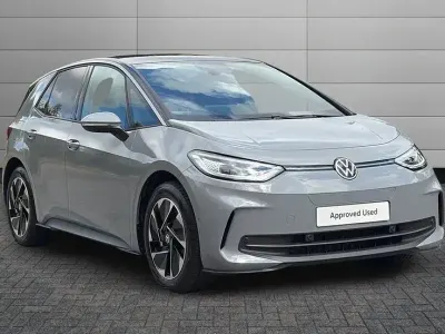 New VW ID.3 Pro 147 kW (201 HP) 2026 Moonstone grey with solid black roof Hatchback