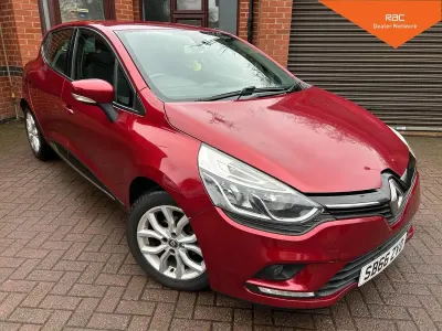 Begagnad Renault Clio IV Dynamique 2016 Röd Halvkombi