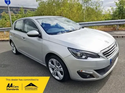 Used Peugeot 308 Allure 130 HP (95 kW) 2016 Silver Hatchback
