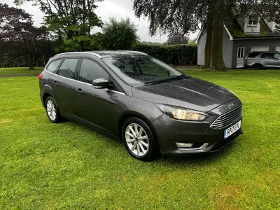 Used Ford Focus Titanium 120 HP (88 kW) 2017 Grey Estate