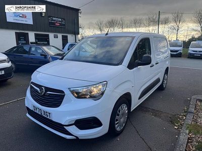 Used Vauxhall Combo Sportive 100 HP (73 kW) 2020 White Van