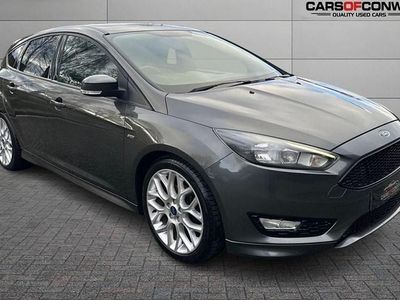 Used Ford Focus ST-Line 120 HP (88 kW) 2017 Grey Hatchback