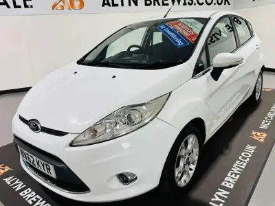 Używany Ford Fiesta Zetec 82 KM (60 kW) 2012