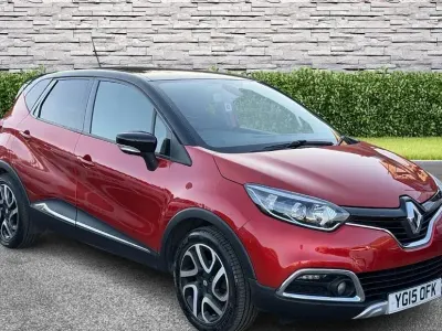 Gebraucht Renault Captur Signature 90 PS (66 kW) 2015 Rot SUV